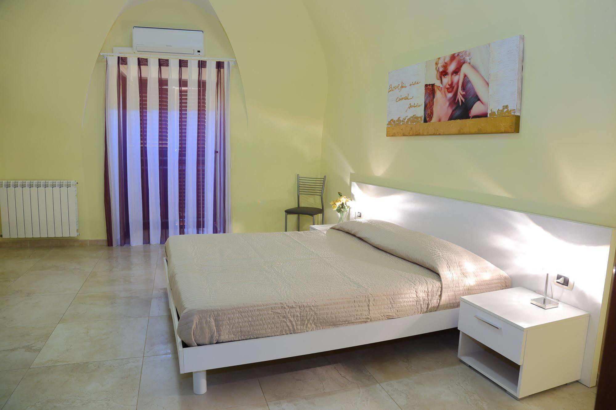 Four Rooms Agrigento Ngoại thất bức ảnh