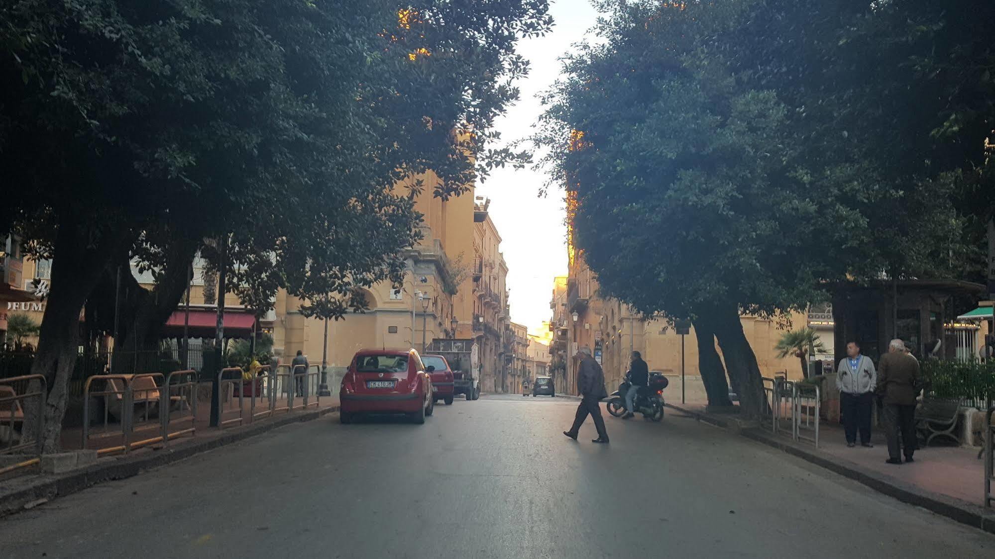 Four Rooms Agrigento Ngoại thất bức ảnh