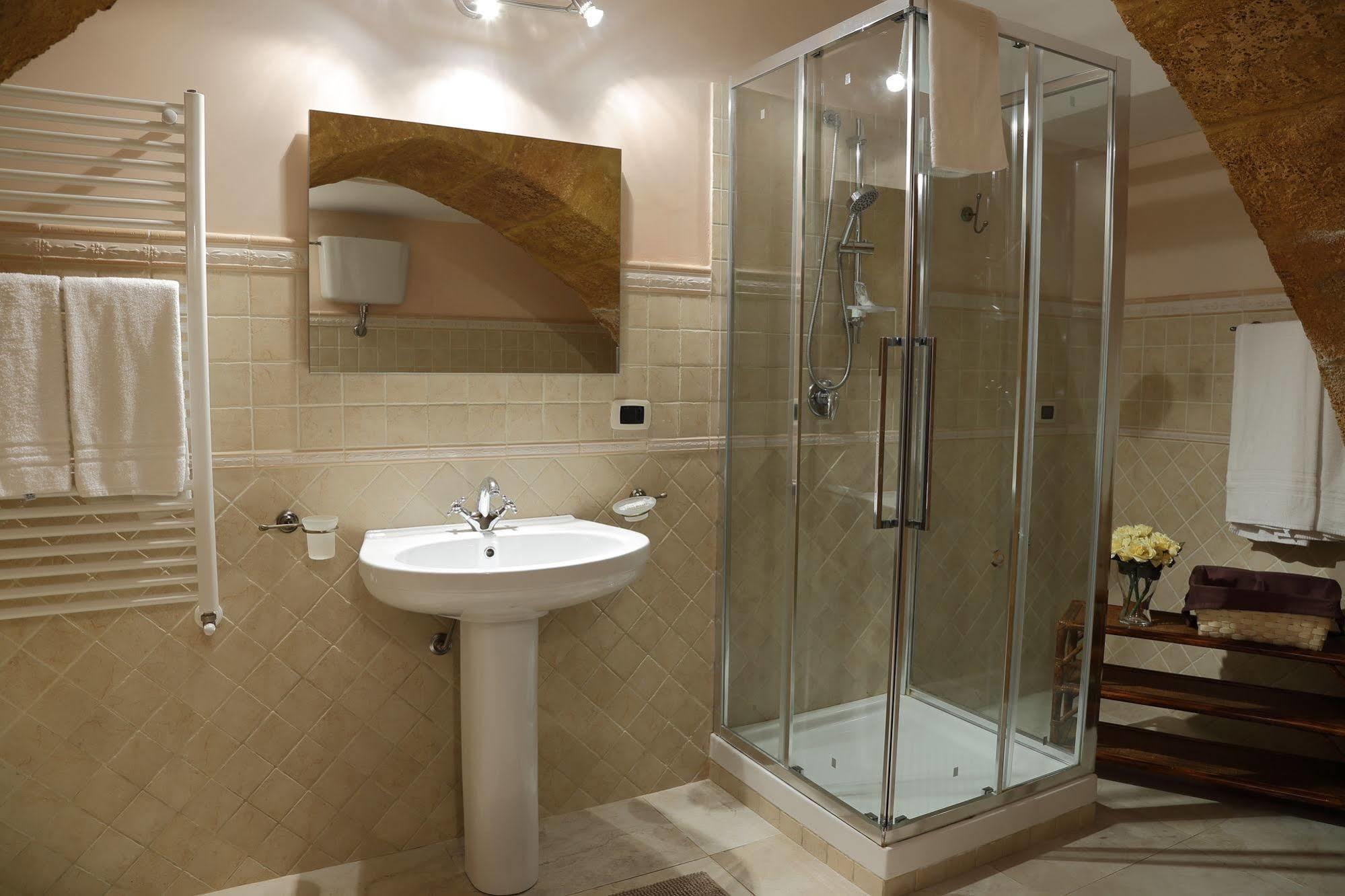 Four Rooms Agrigento Ngoại thất bức ảnh